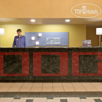 Holiday Inn Express Hotel & Suites Bentonville 