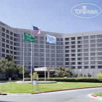 DoubleTree by Hilton Hotel Tulsa - Warren Place 3*