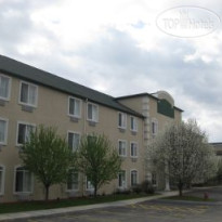 Baymont Inn And Suites Dekalb 