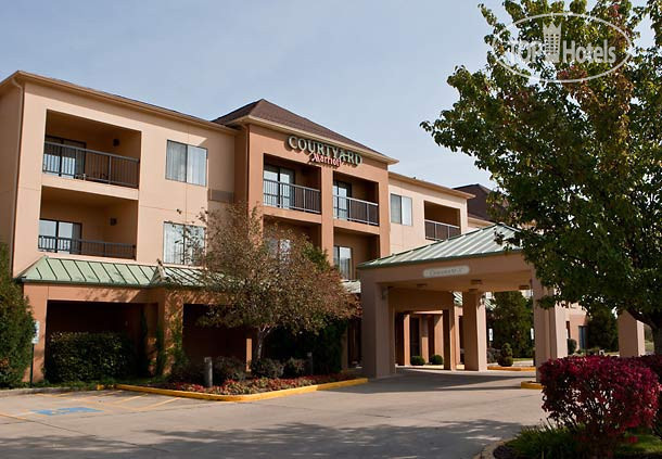 Фотографии отеля  Courtyard Springfield 3*