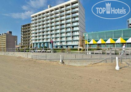 Фотографии отеля  Comfort Inn & Suites Oceanfront 3*