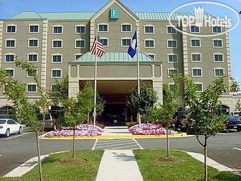 Фотографии отеля  Embassy Suites Dulles Airport 3*