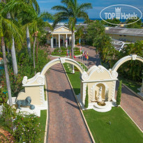 Sandals Royal Caribbean Resort & Private Island 