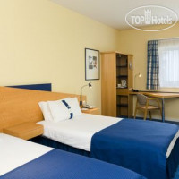 Holiday Inn Express Mechelen City Centre 3*