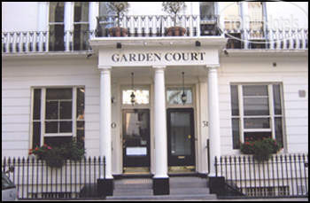 Фотографии отеля  Garden Court 3*