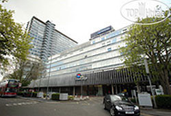 Фотографии отеля  Travelodge Chessington Tolworth 2*