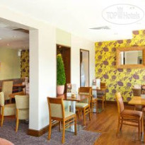 Premier Inn London Gatwick Airport Manor Royal Ресторан