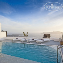 Grace Santorini Villa Swimming Pool