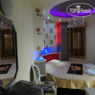 Фото отеля Captain's Beach Apartments