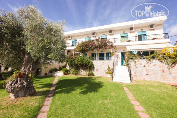 Фотографии отеля  Angeliki Beach Hotel 1*