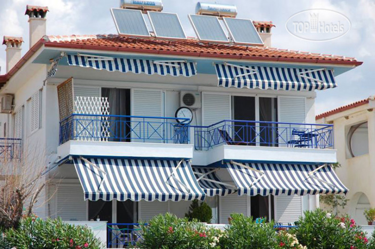 Фотографии отеля  Gerakina Skala Beach House 