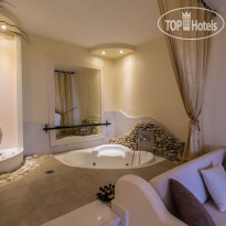Alexandros Palace Hotel & Suites Suite with Jacuzzi