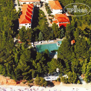 Фото отеля Porfi Beach 3*