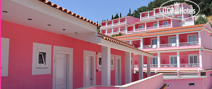 Фотографии отеля  Pink Palace 