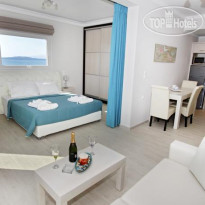 Paralia Luxury Apartments 