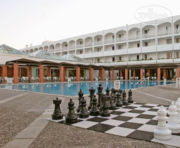 Фотографии отеля  Dassia Chandris Hotel & Spa 4*