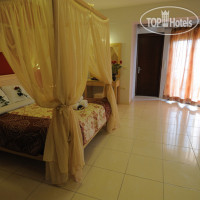 Faros Luxury Rooms 