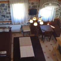 Xionodromos Guesthouse 