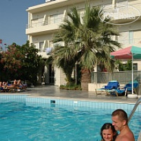 Minos Hotel 