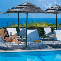 Blue Bay Resort Hotel Main Pool Detail 3