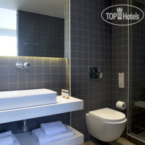 K29 Hotel Suite Bathroom