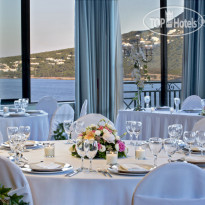 Dolce Athens Attica Riviera Wedding Set up