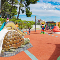 H10 Mediterranean Village Playground