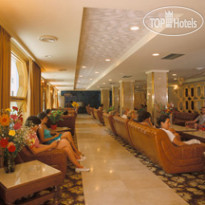 Seramar Hotel Luna - Luna Park холл