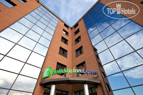 Фотографии отеля  Holiday Inn Express Reggio Emilia 3*