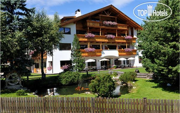 Фотографии отеля  Arnaria hotel Ortisei 3*