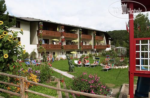 Фотографии отеля  Kastel Seiseralm 3*