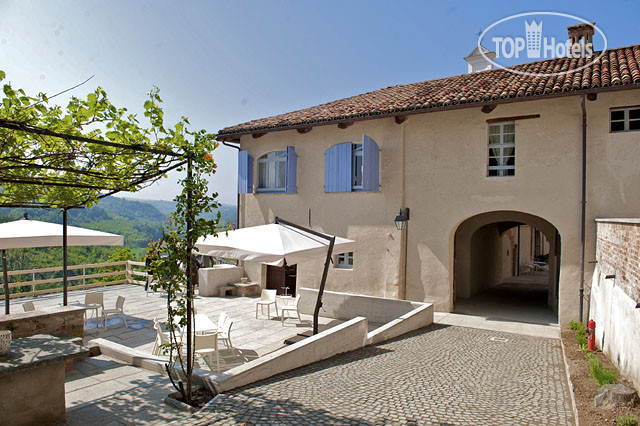 Фотографии отеля  Antico Borgo Monchiero 4*