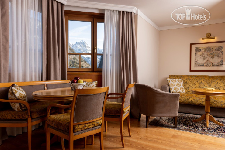 Фотографии отеля  Alpen Suite hotel Madonna di Campiglio 4*