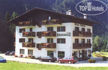 Фотографии отеля  Cesa Edelweiss hotel Campitello di Fassa 2*