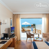 Constantinou Bros Athena Beach Hotel 