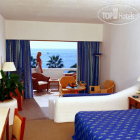 Coral Beach Hotel & Resort Junior Suite