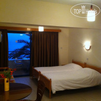 Vrachia Beach Aparthotel 