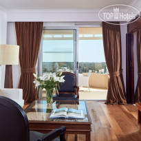 Grecian Park Hotel Standard Suite Sea View
