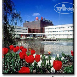 Ibis Amsterdam Airport 3*