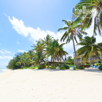 Moana Sands Beachfront Hotel & Villas 