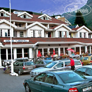 Фото отеля Aurland Fjordhotell 3*