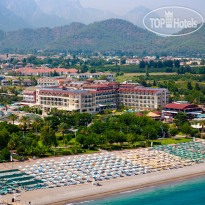 L'Oceanica Beach Resort Hotel Вид на отель с моря