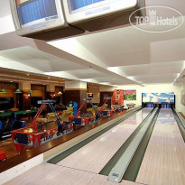Delphin Palace Deluxe Collection Bowling салон.