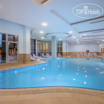 Крытый бассейн  глубина 150 - 300 m2 в Kirman Leodikya Resort 5*
