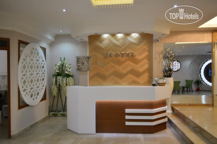 Новые добавленные фото туристов в Es Hotel