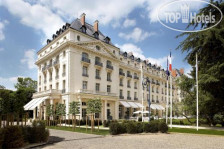 Trianon Palace Hotel de Versailles SAS 4*