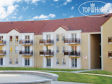 Sejours & Affaires Roissy Village 2*