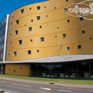 Фото отеля OnlySuites Paris CDG 4*