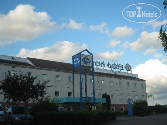 Фотографии отеля  Etap Hotel Bourges 