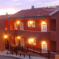 Alessandra Apartments 